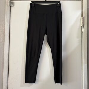 Girlfriend Collective Black Cropped Leggings Athletic Womens medium High Rise